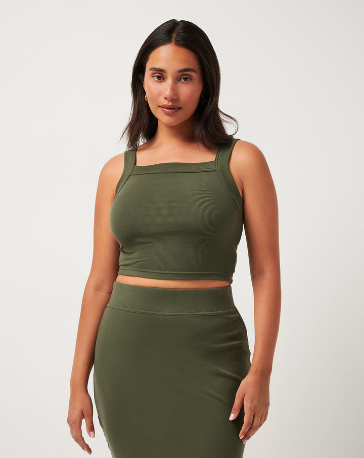 Cloud Rib Pinot Tank