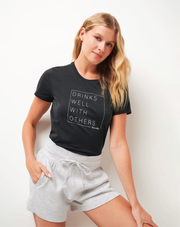 DAY AT THE RACES GRAPHIC TEE