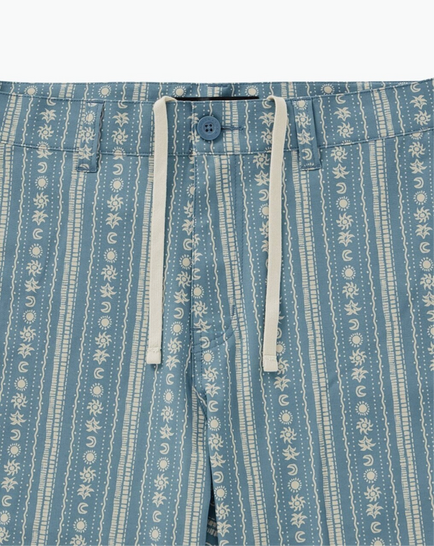 TECH CHINO PRINT SHORTS