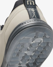 THE DAILY PRO HYBRID PLUS GOLF SHOE