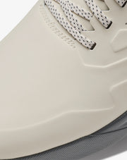 THE DAILY PRO HYBRID PLUS GOLF SHOE